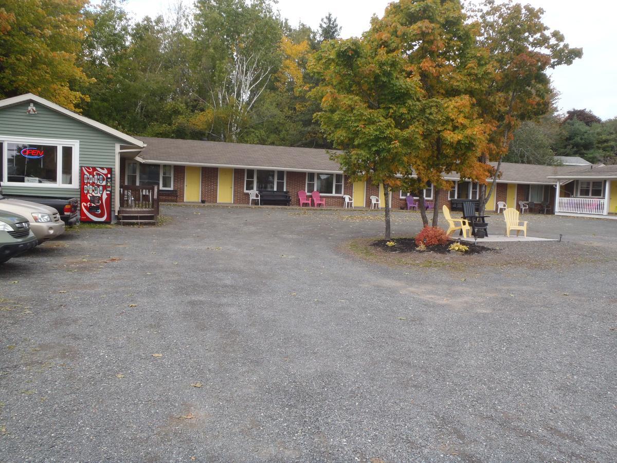 Dolan'S Motel Pictou Exterior photo