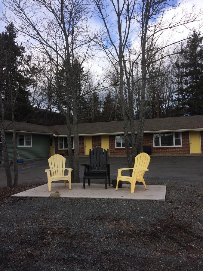 Dolan'S Motel Pictou Exterior photo